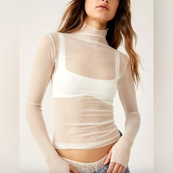 Free People
On The Dot Layering Top - Picture 1 of 2